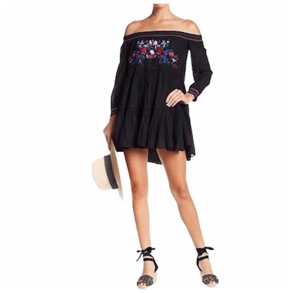 Free People Dresses & Skirts - NWT Free People Sunbeam floral embroidered dress